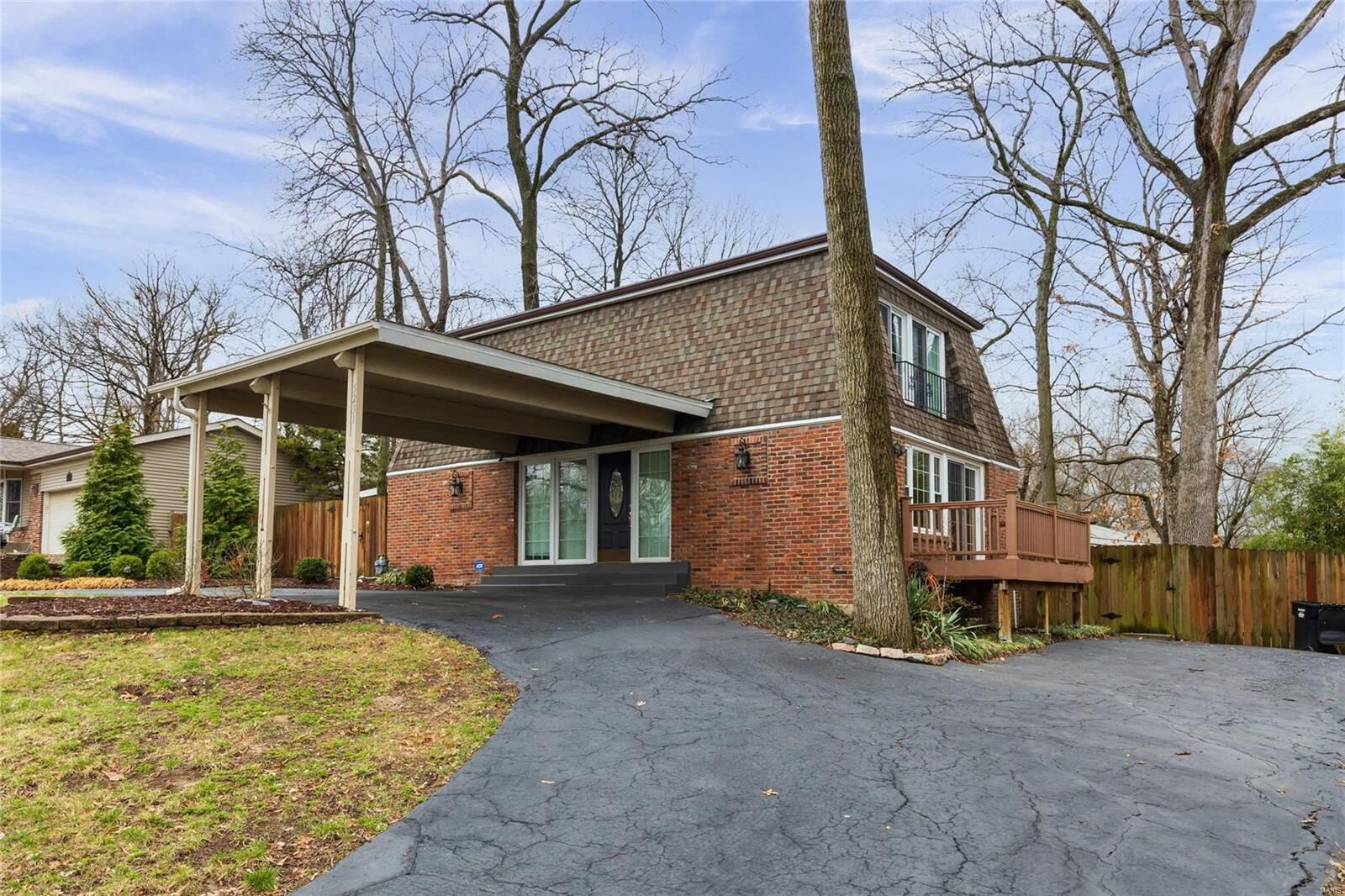 Property Photo:  5231 Ozarkglen Drive  MO 63128 