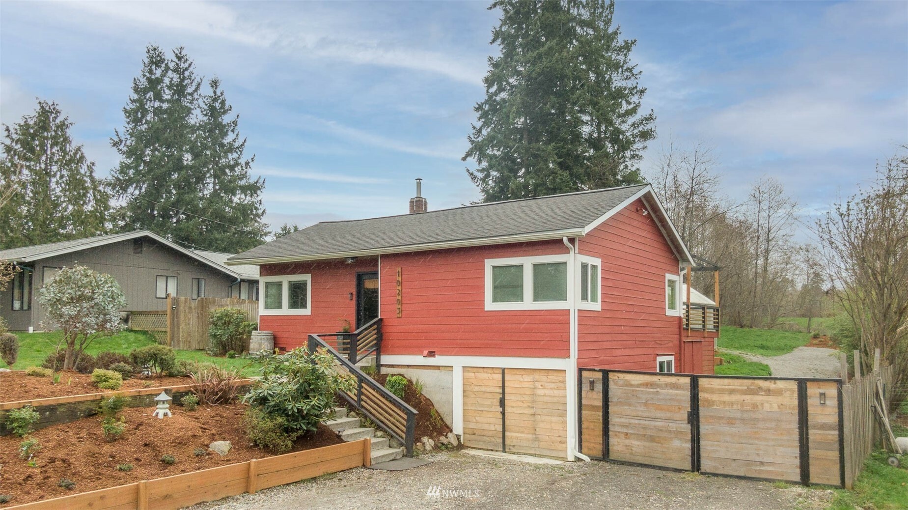 Property Photo:  10203 SW Bank Road  WA 98070 