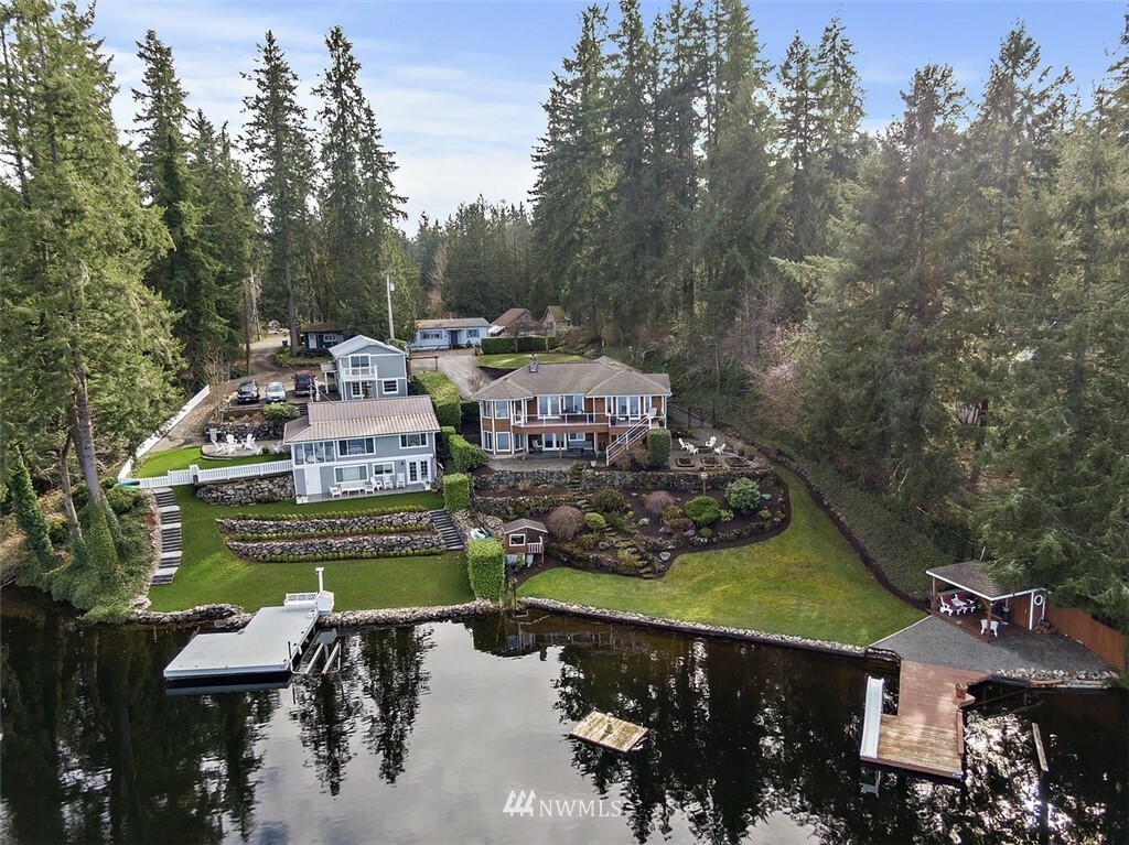 Property Photo: 31003 230th Place SE WA 98010