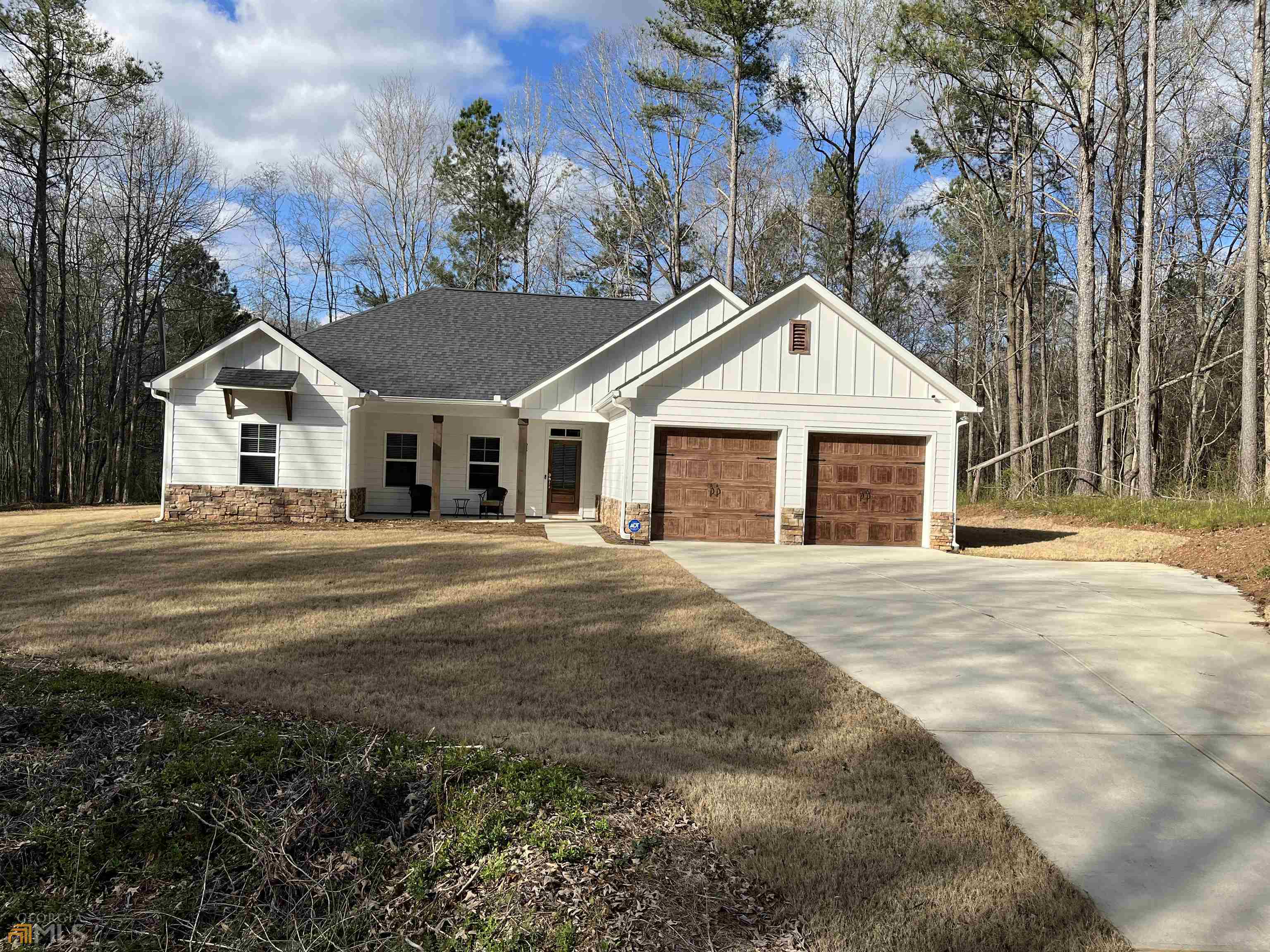 Property Photo: 186 Chester Harris Drive GA 30132