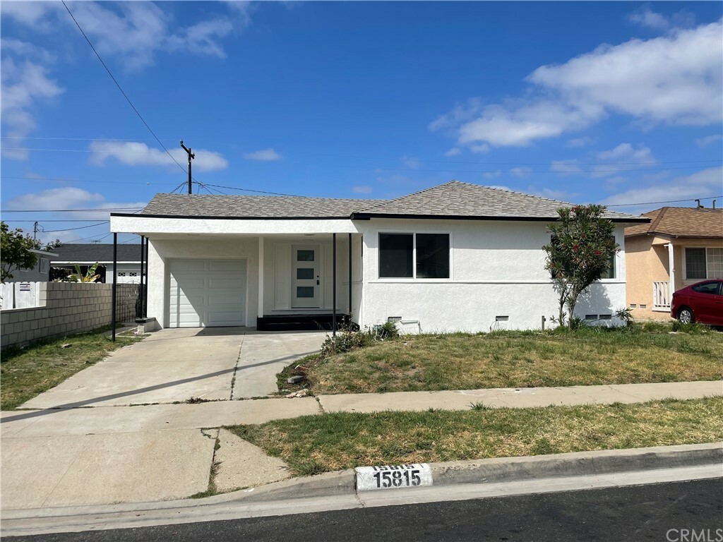 Property Photo:  15815 S Berendo Avenue  CA 90247 