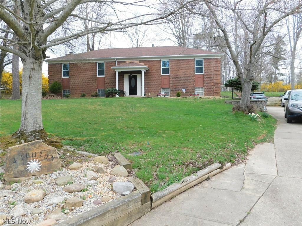 182 Parkwood Drive  Parkersburg WV 26104 photo