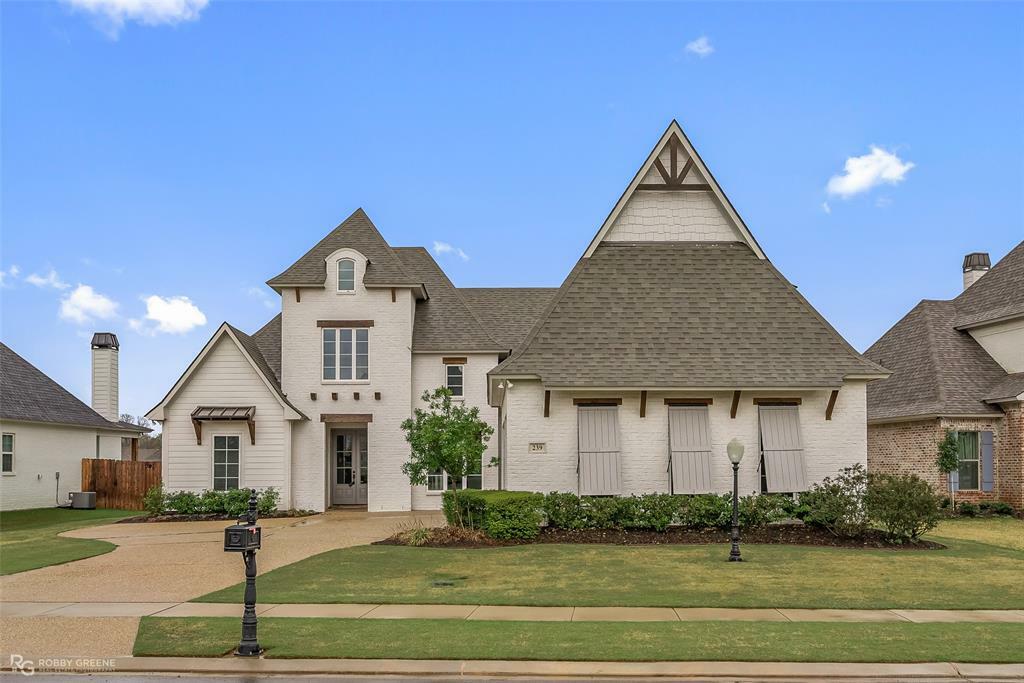 Property Photo: 239 Poydras Avenue LA 71111