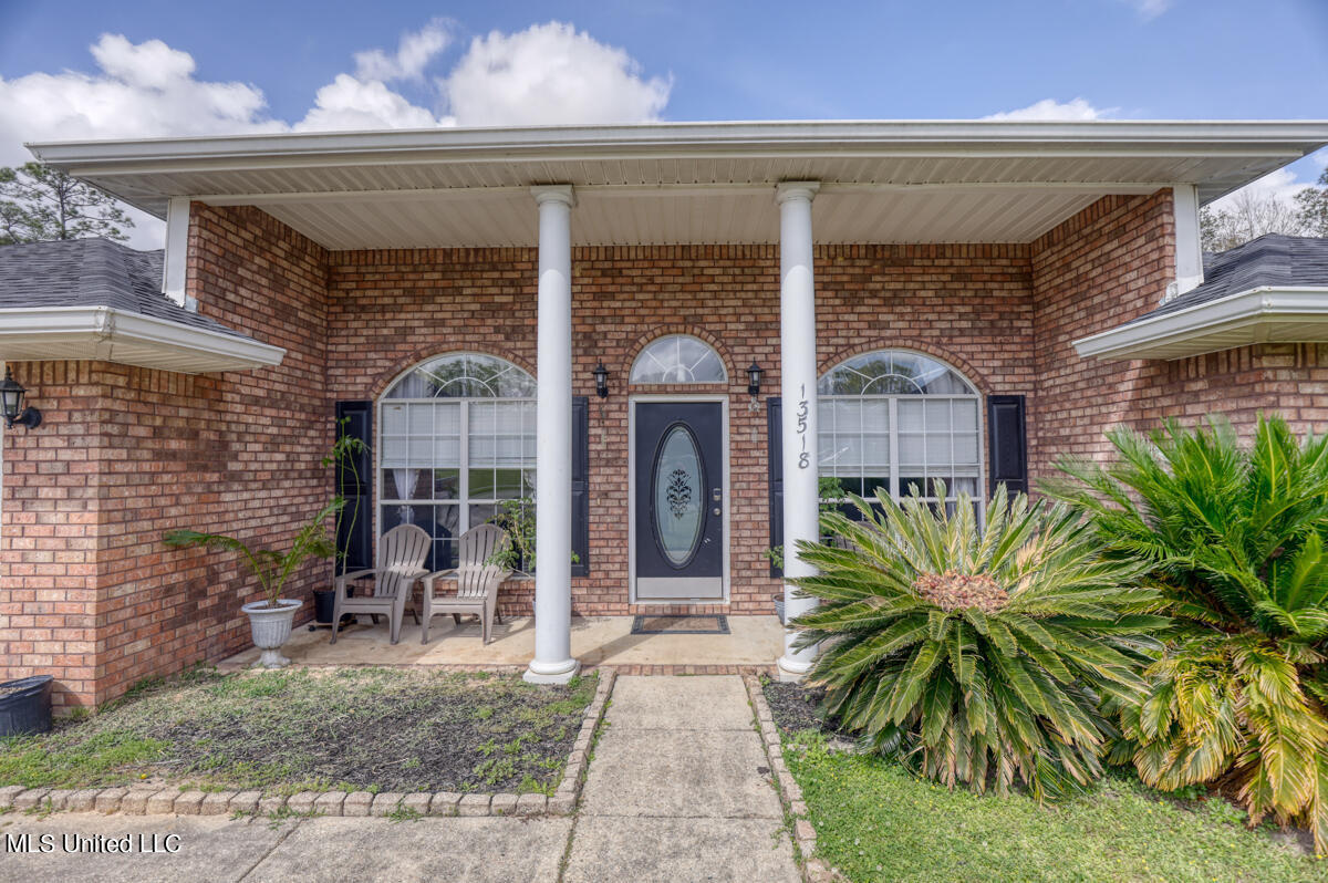 Property Photo:  13518 Huntington Circle  MS 39503 