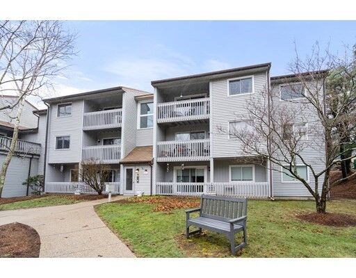 Property Photo: 607 Franklin Crossing Rd 607 MA 02038