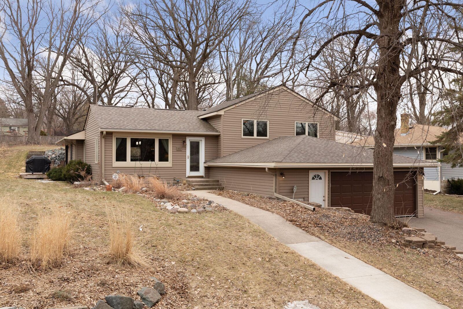 Property Photo:  2052 Irene Street  MN 55113 