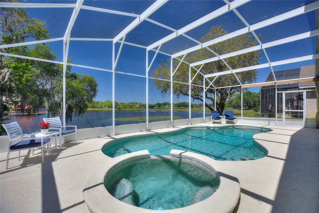Property Photo: 605 Cunningham Dr FL 33837