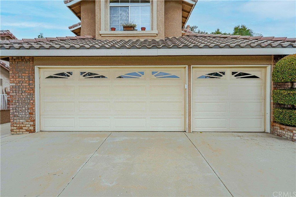 Property Photo:  13105 Fescue Court  CA 92883 