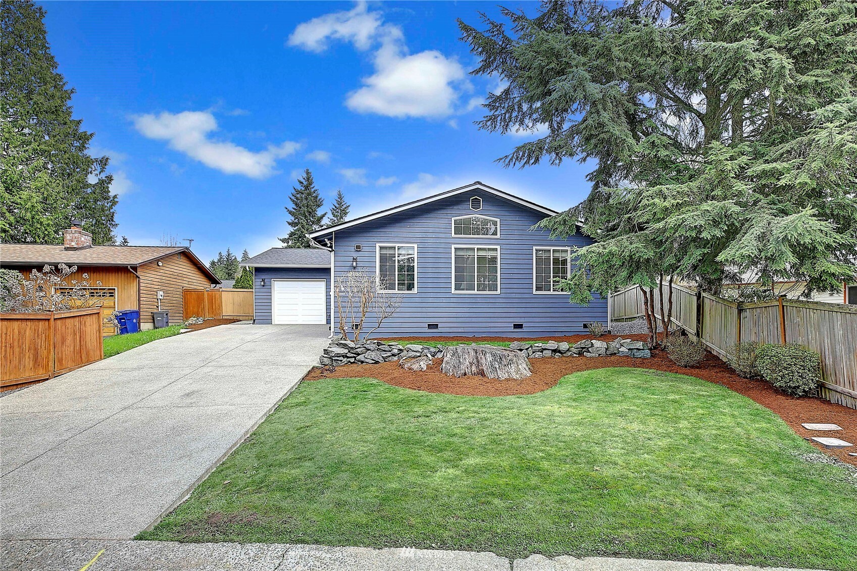 Property Photo:  2705 175th Street SE  WA 98012 