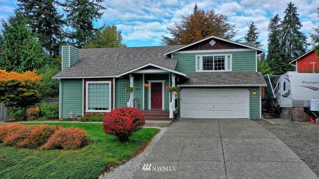 Property Photo:  10921 25th Street SE  WA 98258 