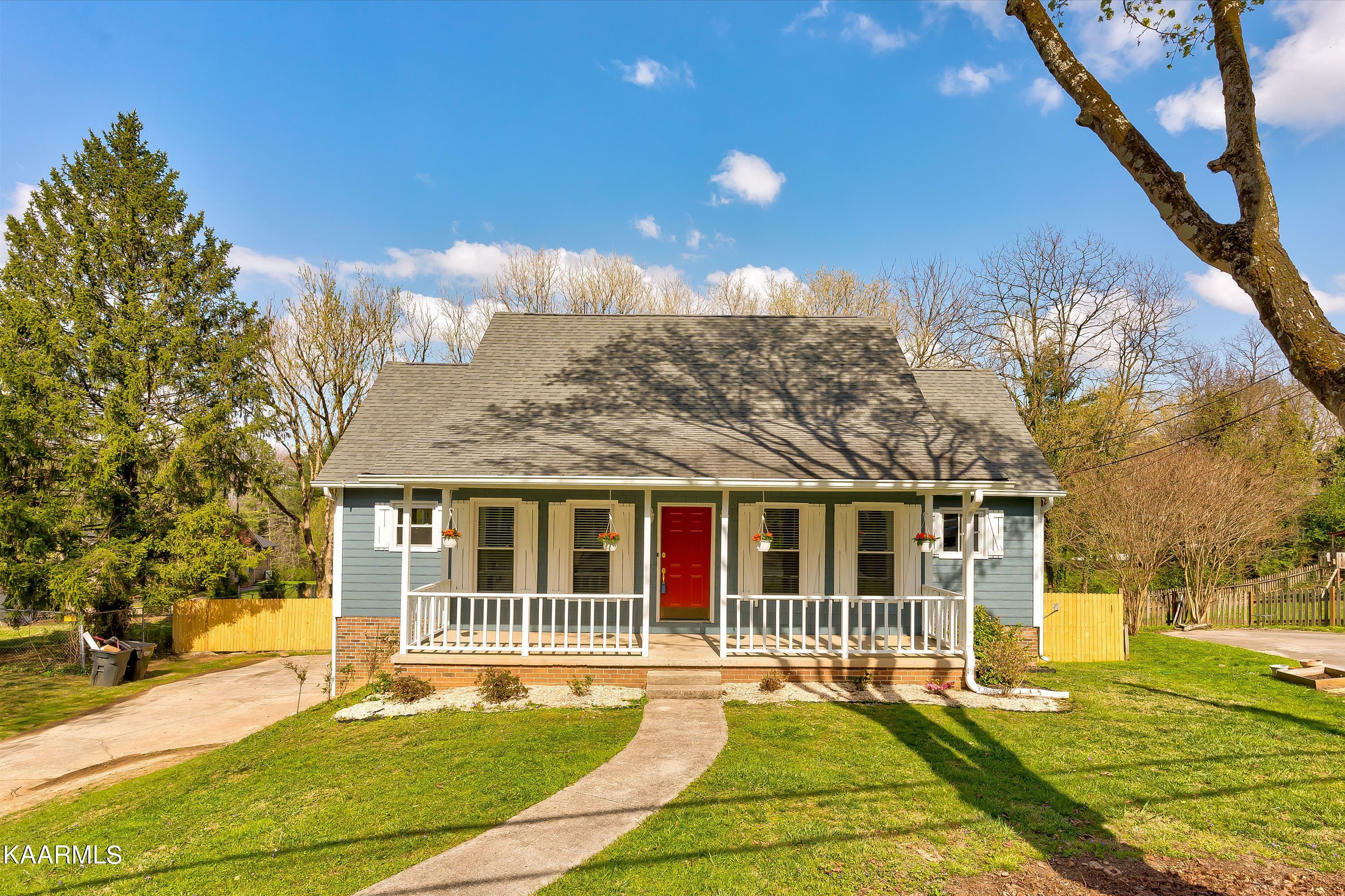 Property Photo:  1328 Candlewick Rd  TN 37932 