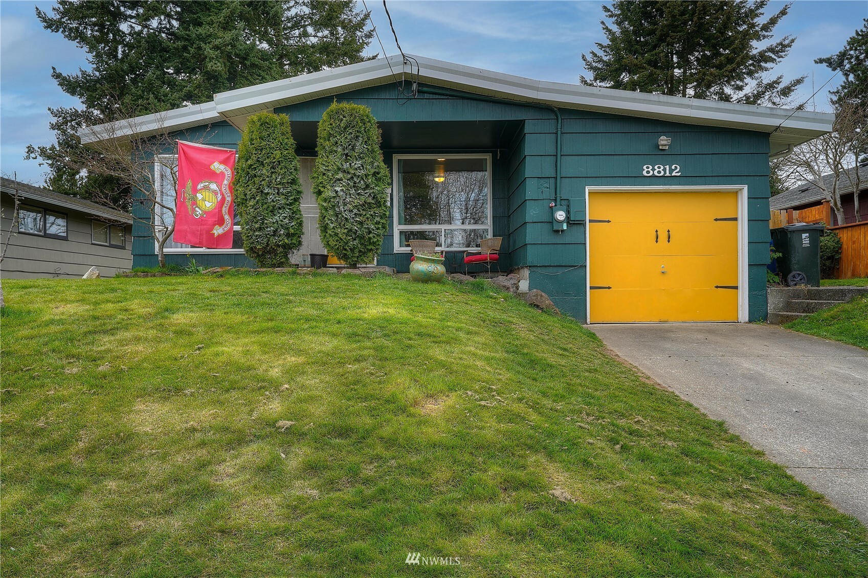 Property Photo:  8812 Tacoma Avenue S  WA 98444 