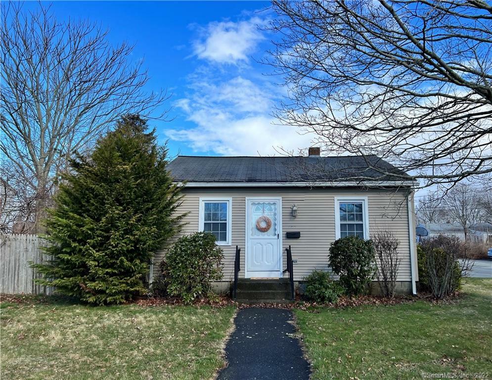 Property Photo: 245 Midway Oval CT 06340