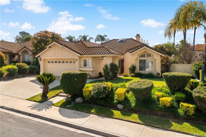 Property Photo:  30181 Corte Plata  CA 92591 