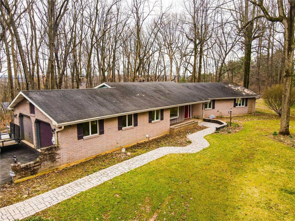 Property Photo:  3252 Woodlea Road  PA 18069 