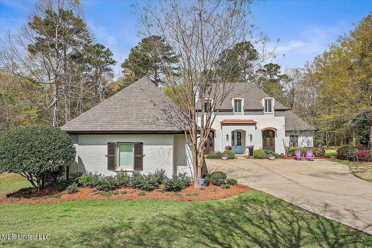 Property Photo:  113 Selby Drive  MS 39110 