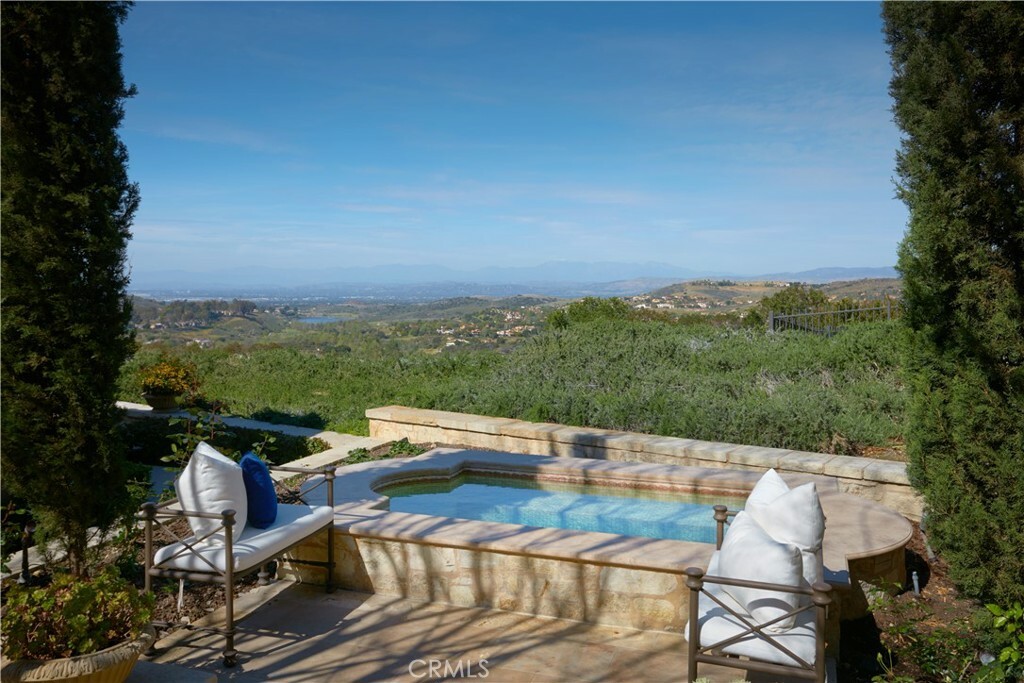 Property Photo: 60 Golden Eagle CA 92603
