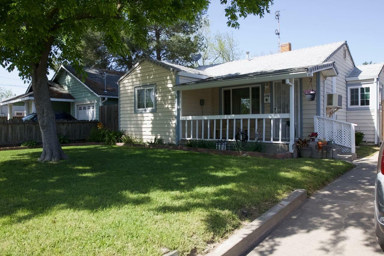 Property Photo:  337 Lampasas Avenue  CA 95815 