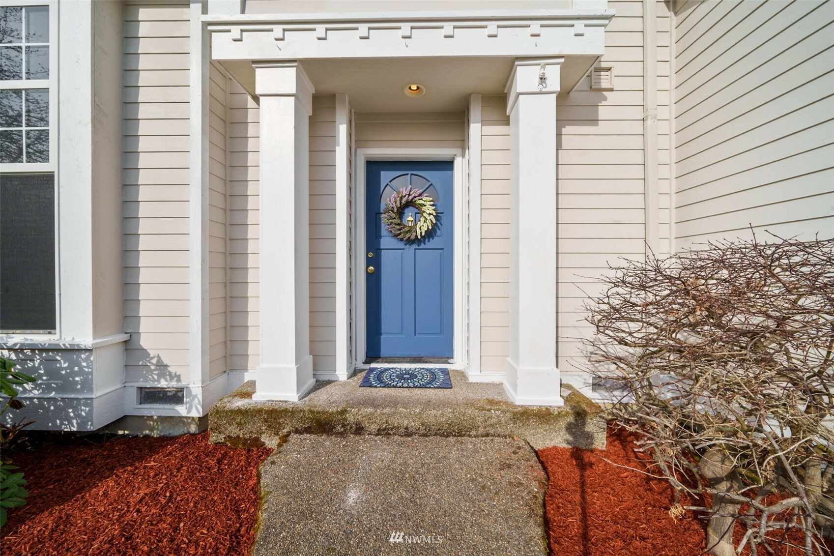 Property Photo: 16622 132nd Avenue E WA 98374