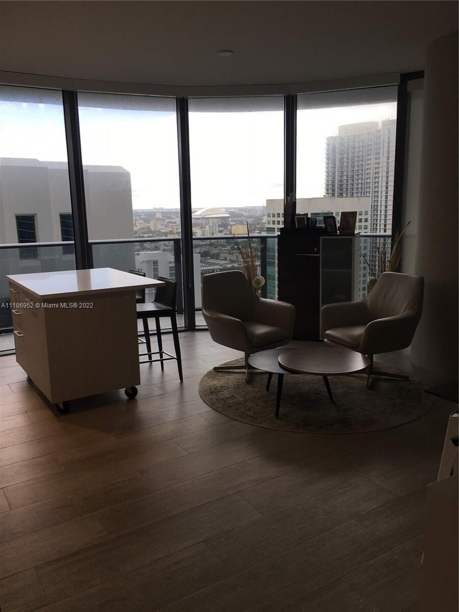 Property Photo: 55 SW 9th St 1508 FL 33130