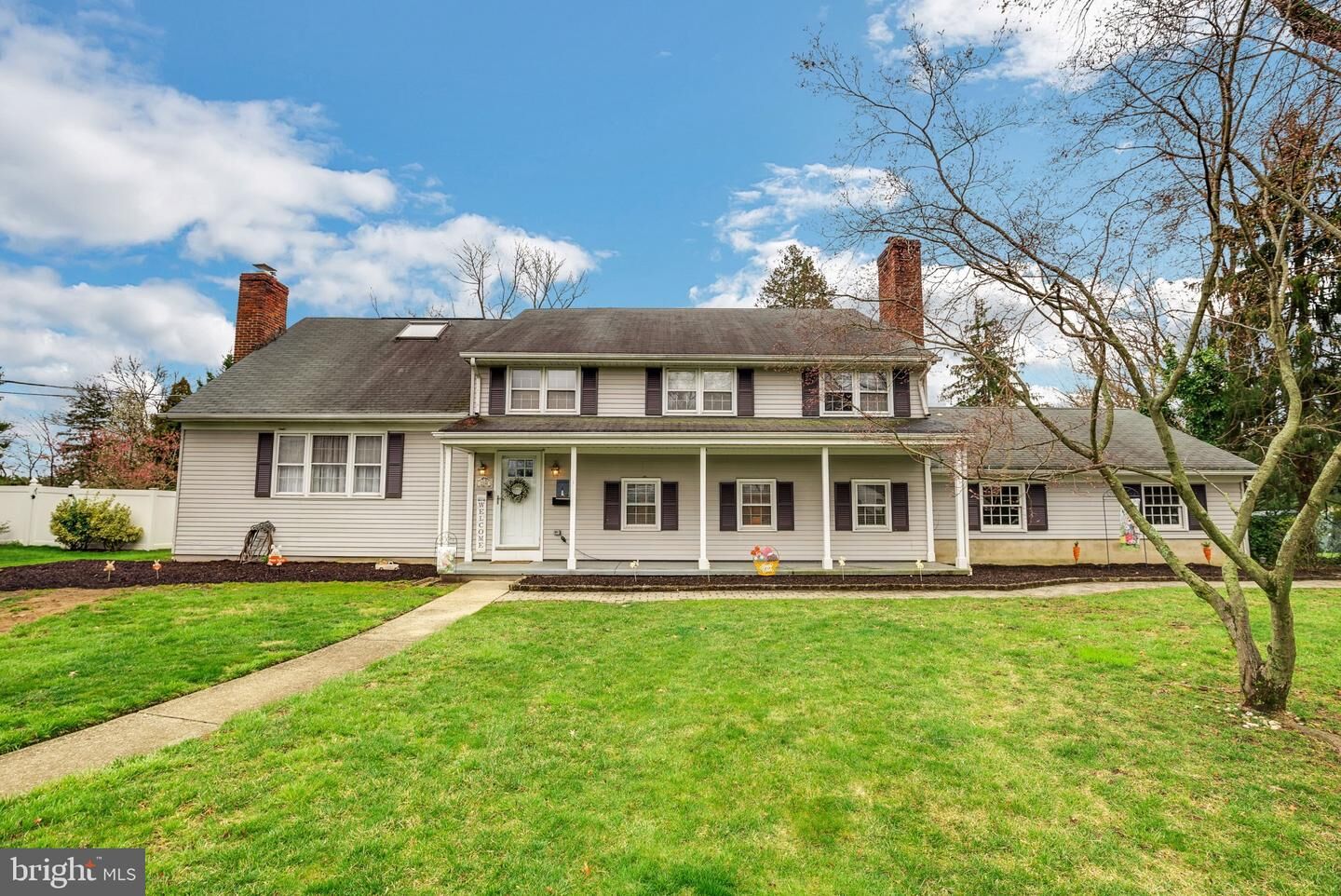 Property Photo: 216 Winding Way NJ 08057