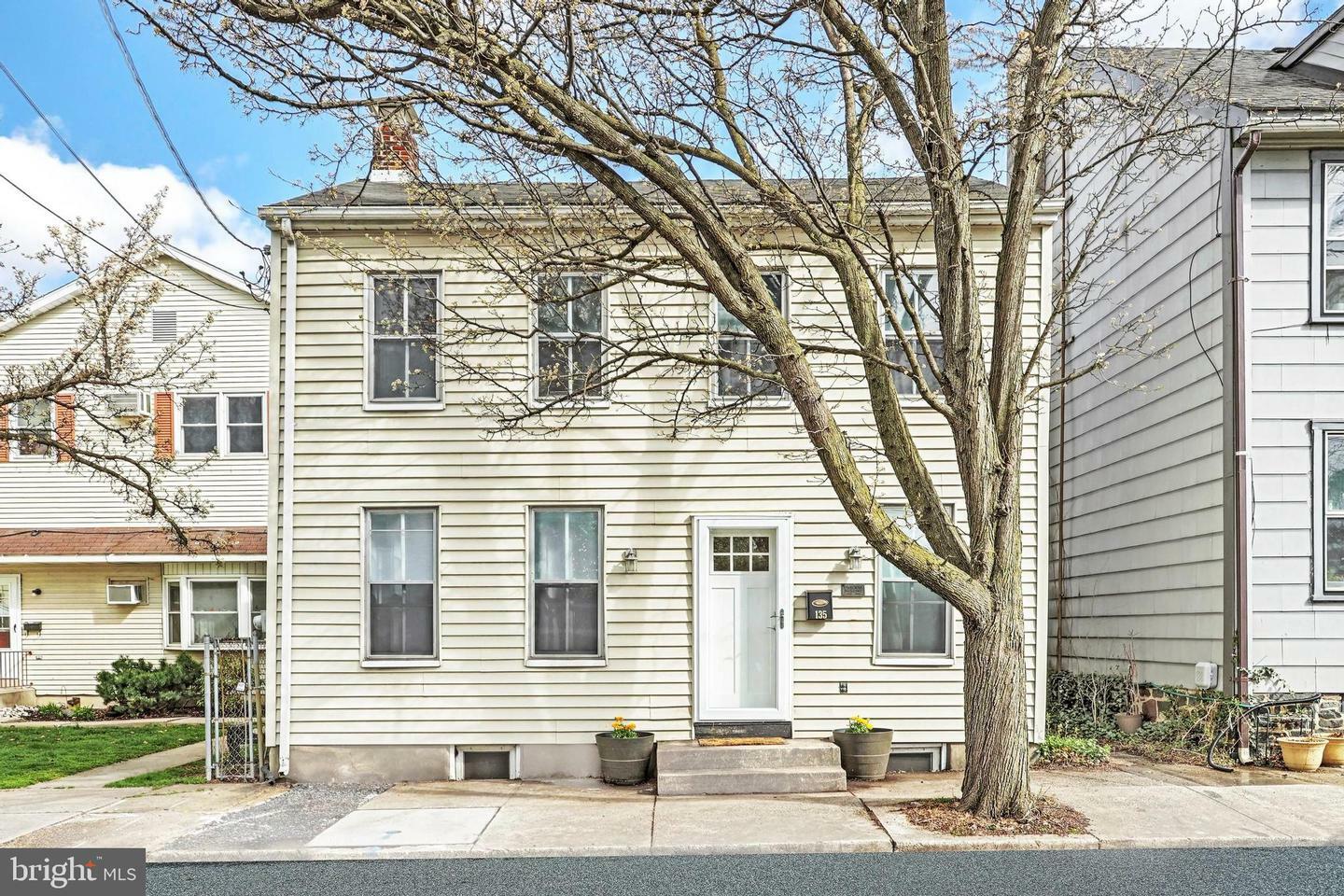 Property Photo: 135 W High Street PA 17325
