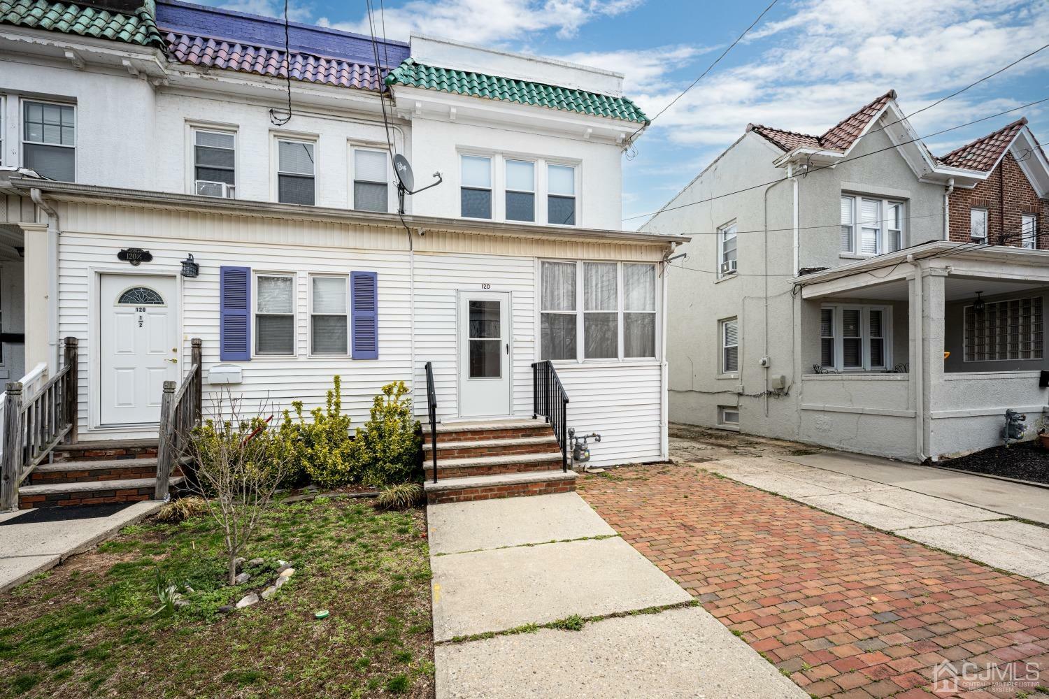 Property Photo:  120 Rector Street  NJ 08861 