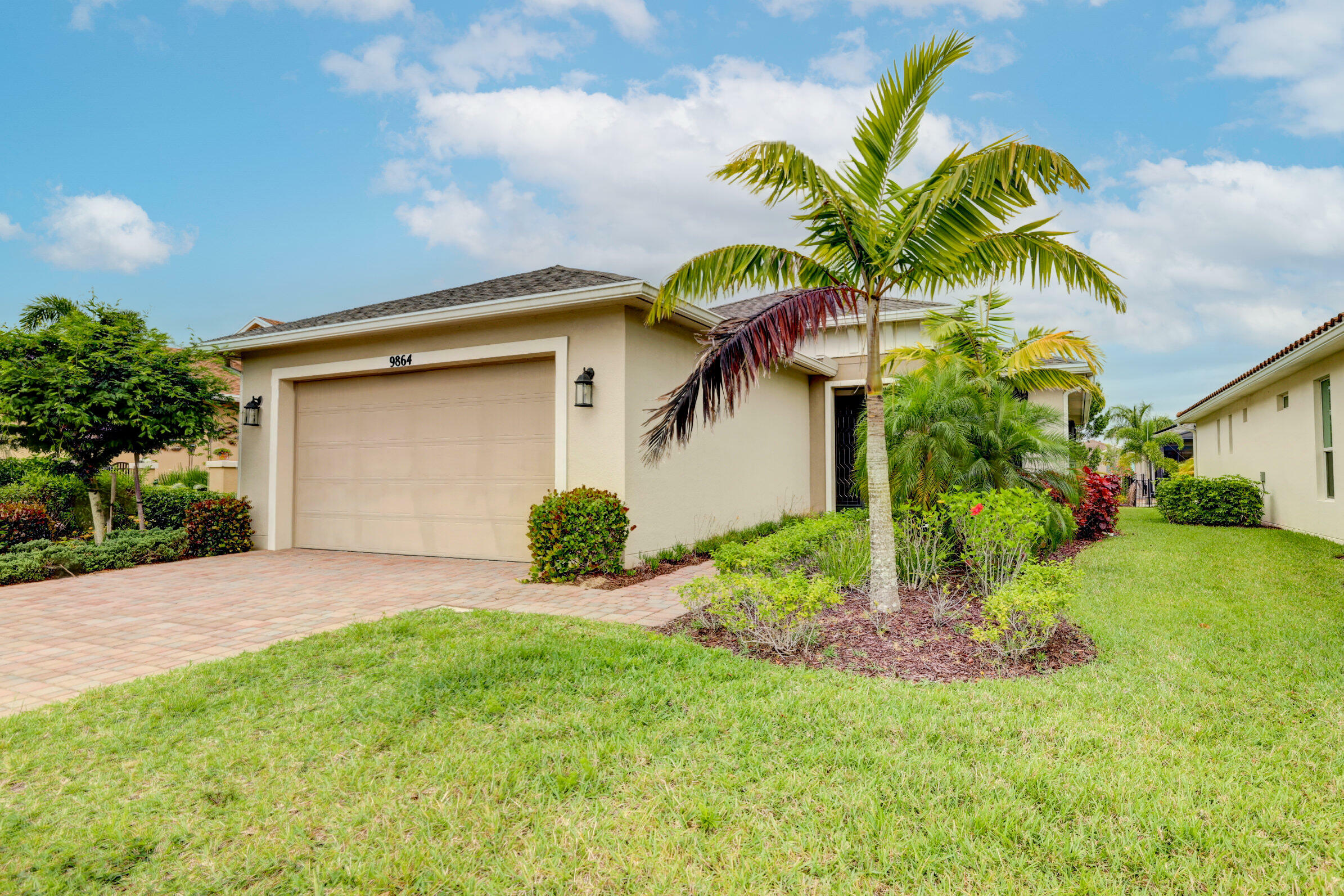 Property Photo:  9864 SW Trumpet Tree Circle  FL 34987 