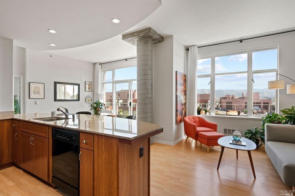 Property Photo:  5855 Horton Street 812  CA 94608 