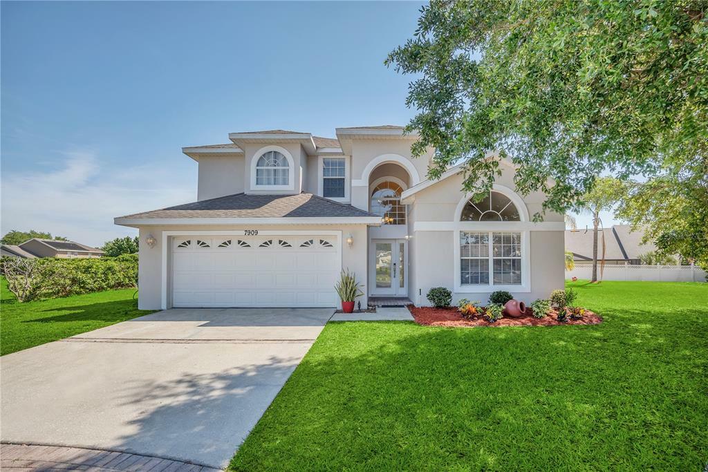 Property Photo:  7909 Emperors Orchid Court  FL 34747 