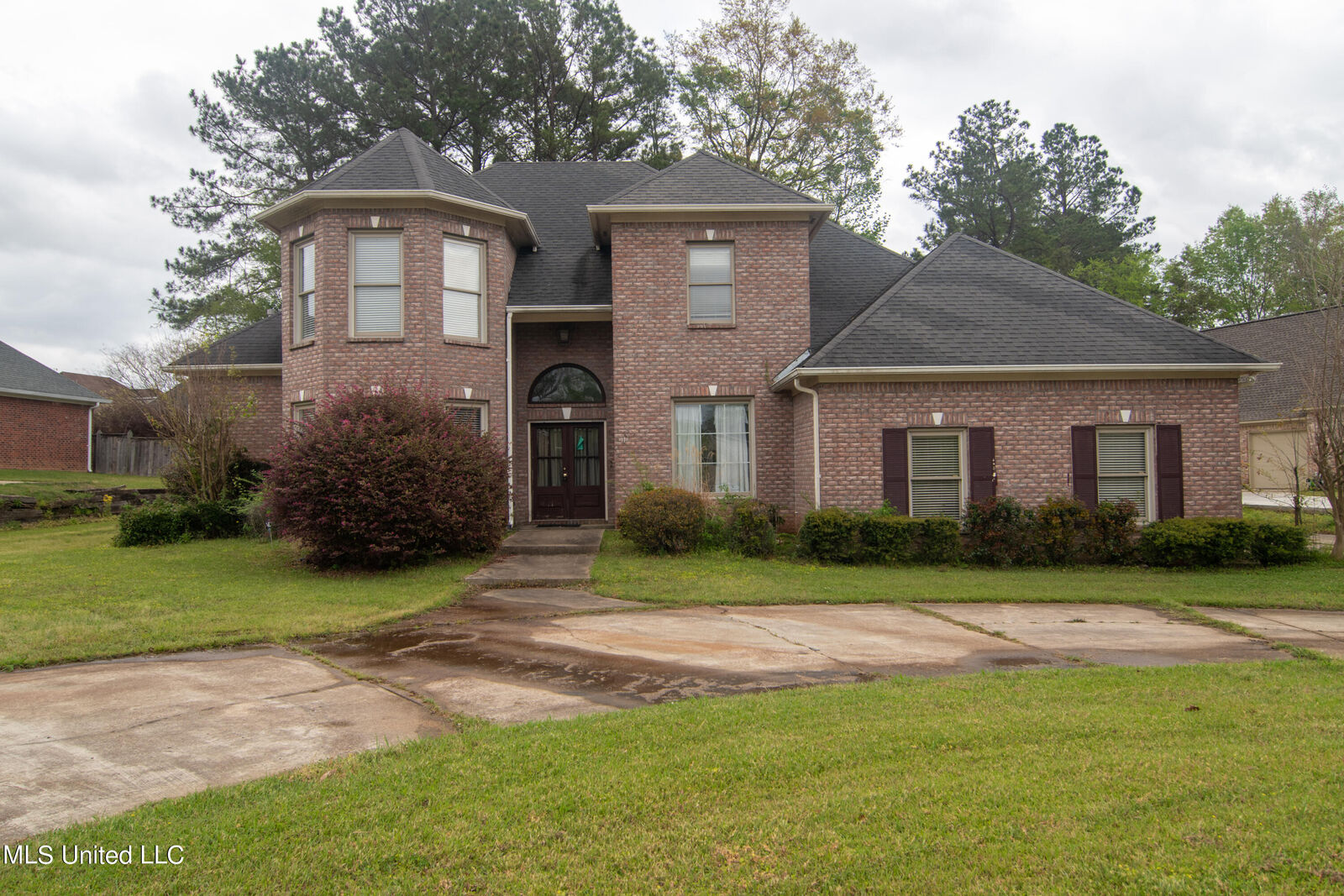 Property Photo:  112 Grand Oak Boulevard  MS 39056 