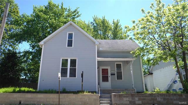 Property Photo:  214 North 6th Street  IL 62220 