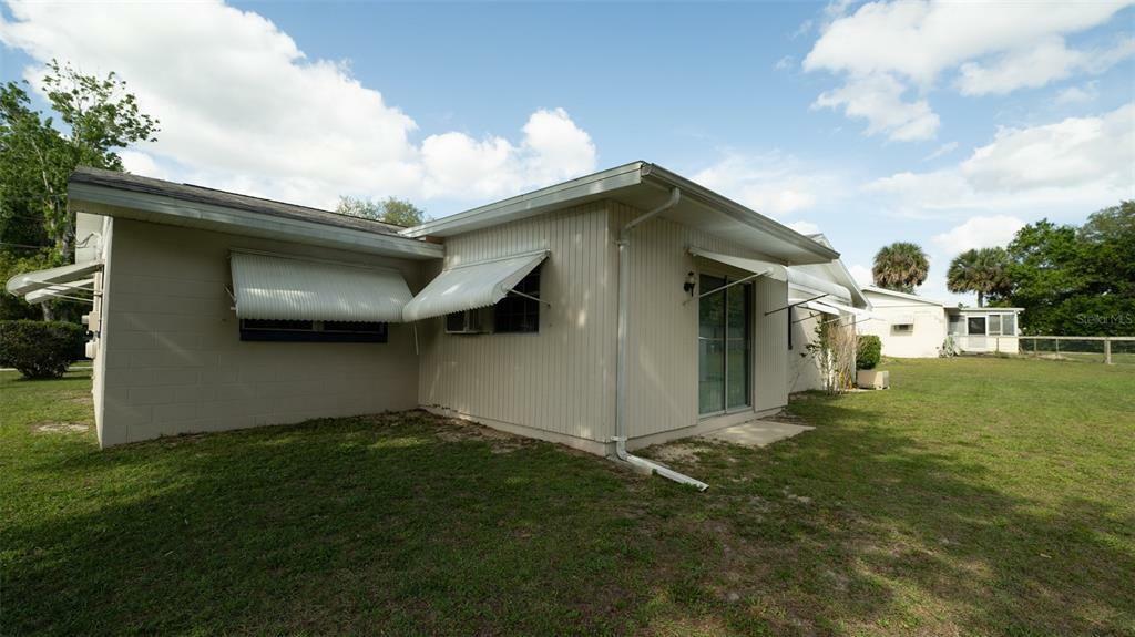 Property Photo: 35 Sanford Avenue FL 32713