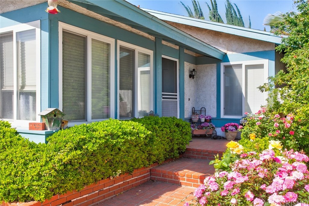 Property Photo:  24322 Dalgo Drive  CA 91355 