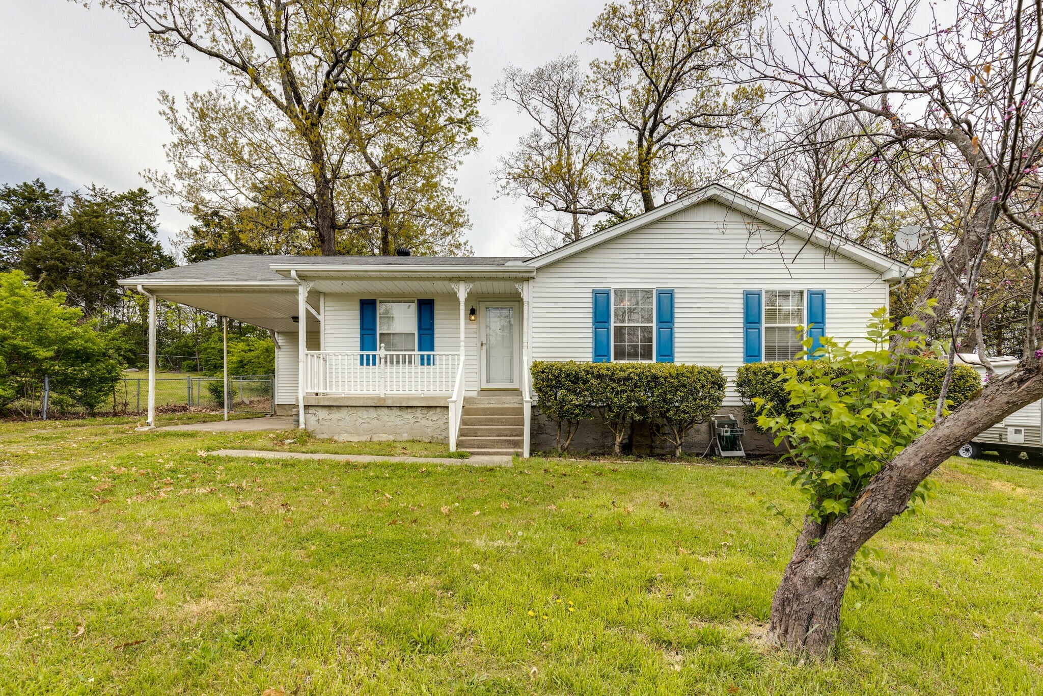 Property Photo: 787 Summer Hill Ln TN 37086