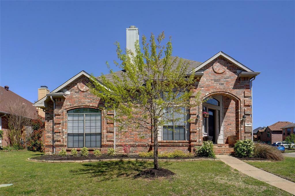 Property Photo:  901 Fenimore Drive  TX 75077 