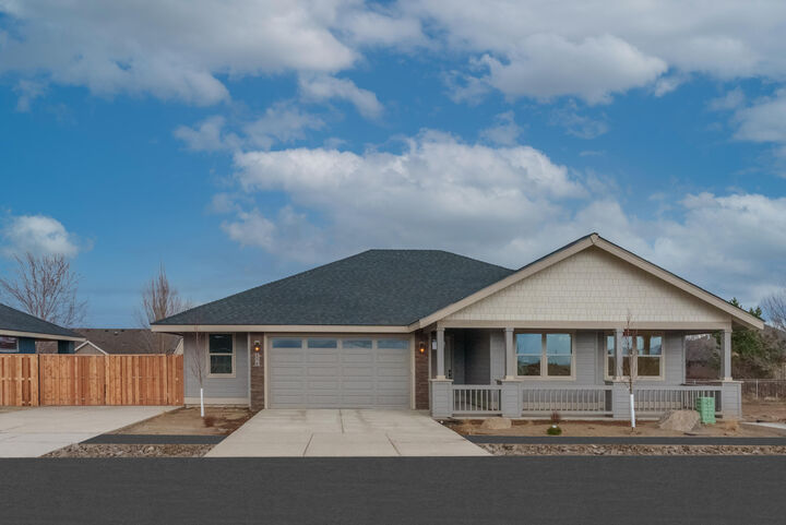 2692 NW 23rd Loop N  Redmond OR 97756 photo