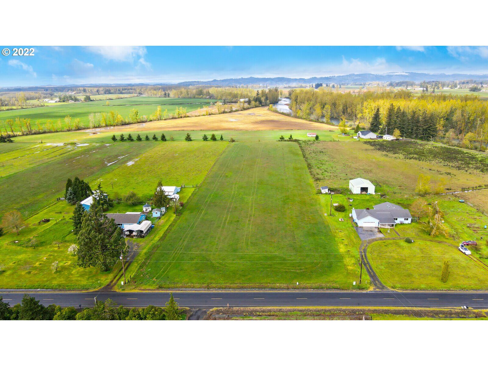 Property Photo: Shelburn Dr Lt304 OR 97374