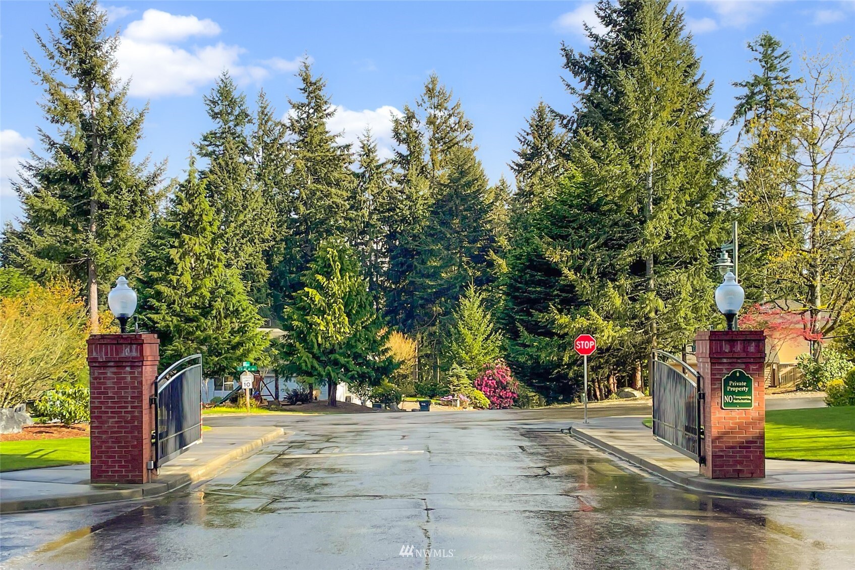 Property Photo: 11608 12th Avenue Ct NW WA 98332