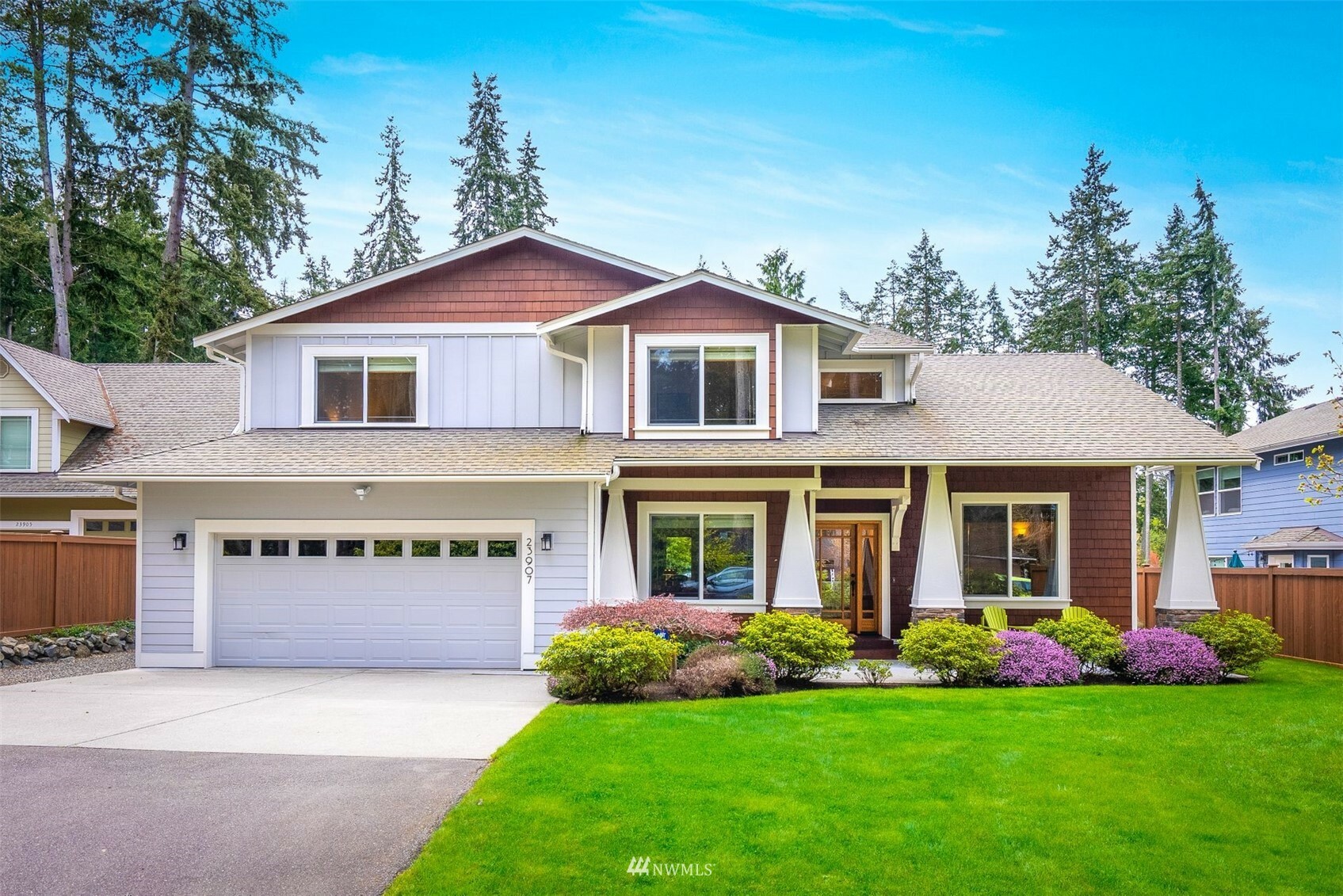 Property Photo:  23907 104th Avenue W  WA 98020 