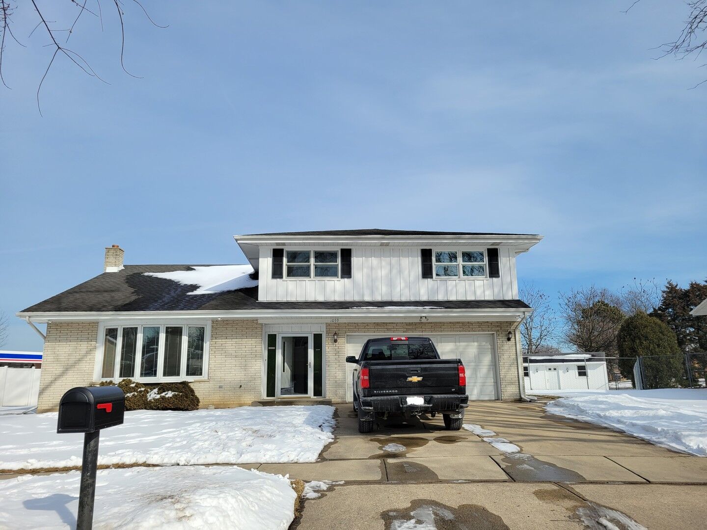 Property Photo: 1059 Peace Drive IL 60090