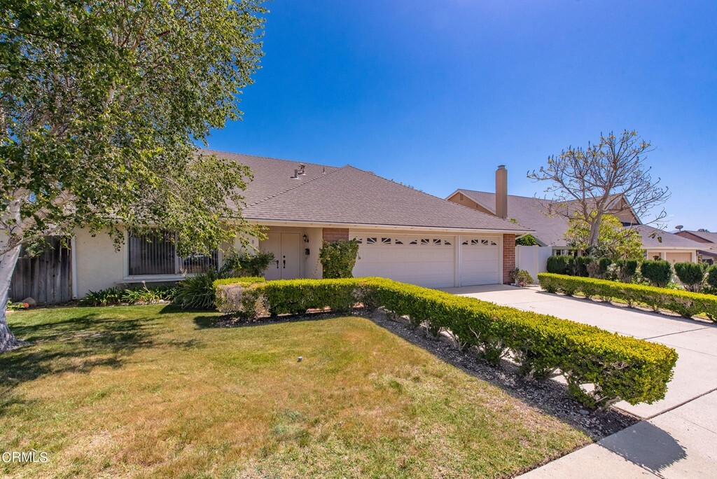 Property Photo:  1488 Lantana Street  CA 93010 