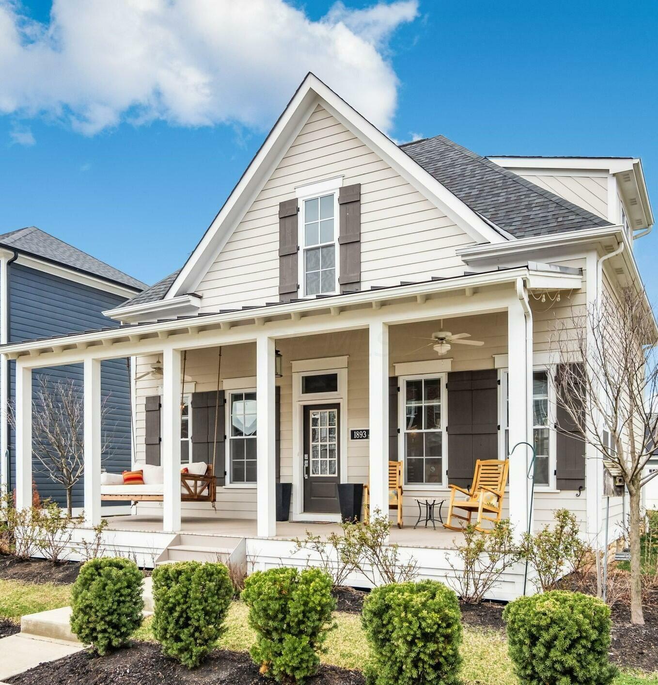 Property Photo: 1893 Red Oak Street OH 43035
