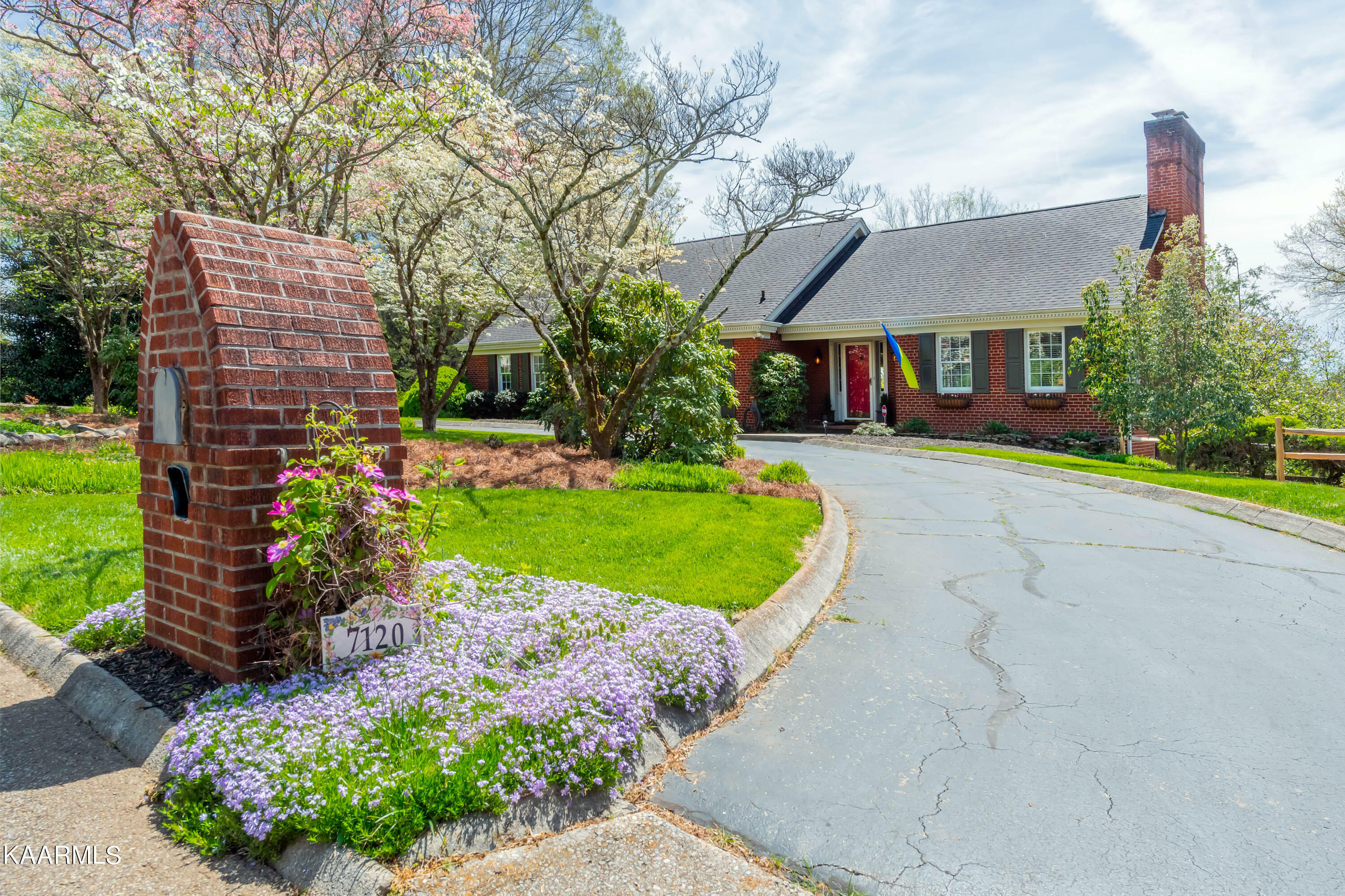 Property Photo:  7120 Cheshire Drive  TN 37919 