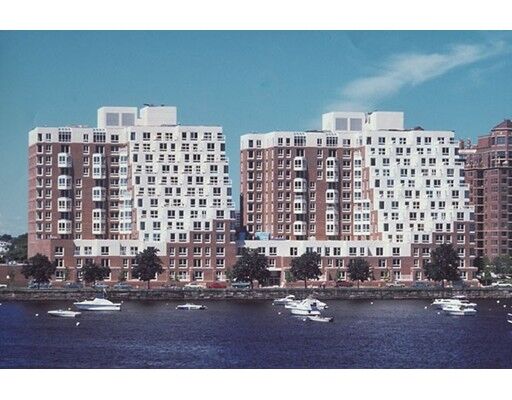 Property Photo:  75 Cambridge Parkway E703  MA 02142 