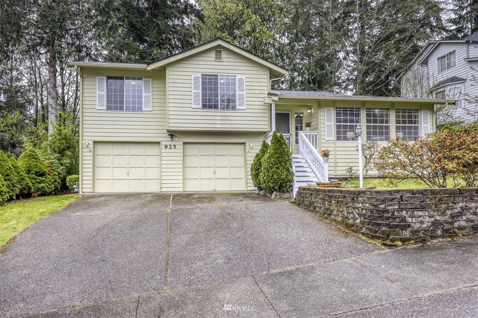 Property Photo:  925 NE Winston Drive  WA 98311 