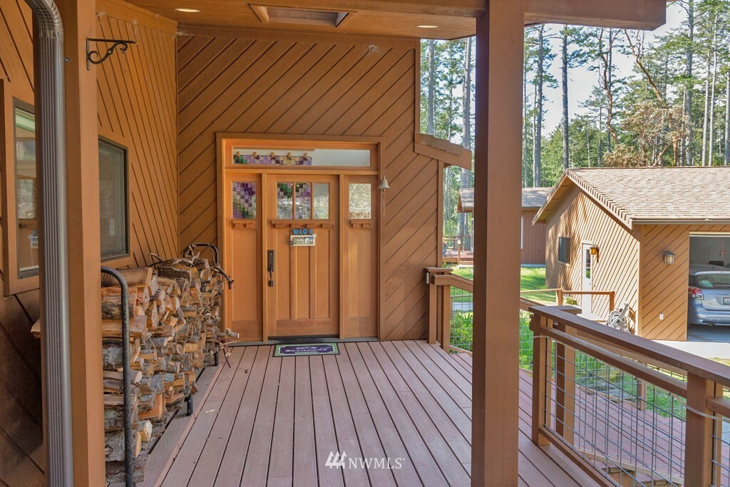 Property Photo:  163 Island Drive  WA 98250 