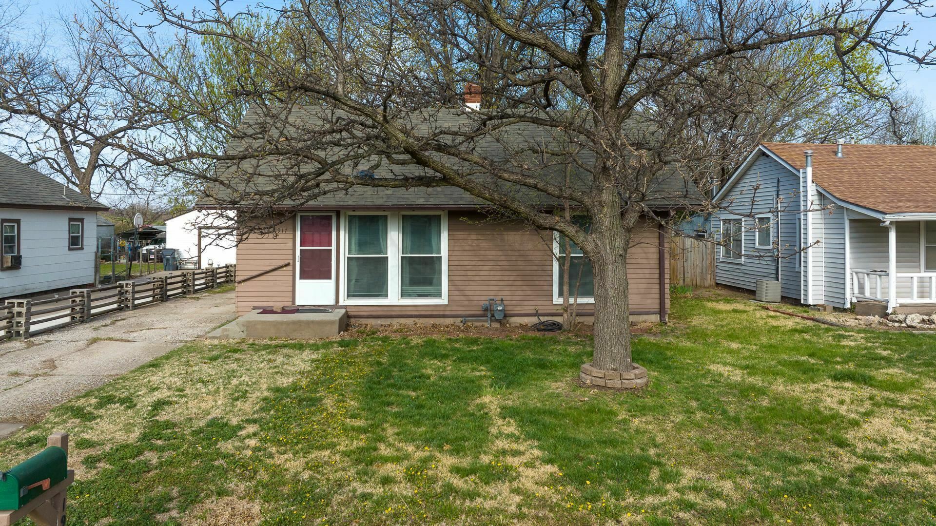 Property Photo:  1917 S Madison Ave  KS 67211 