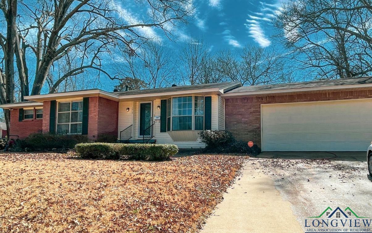 Property Photo:  1214 Roy St  TX 75662 