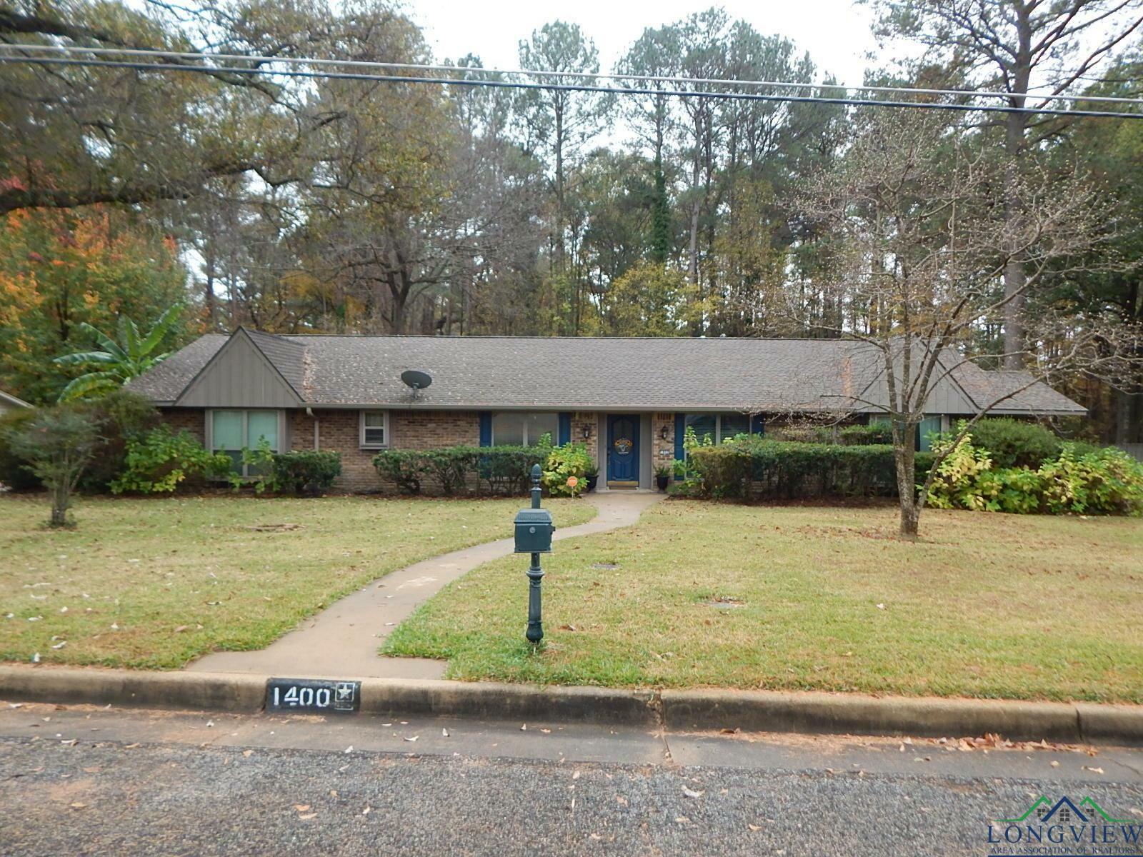 Property Photo:  1400 Whispering Pines Blvd  TX 75604 